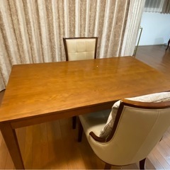 無料で差し上げます。ダイニングテーブル、椅子の画像