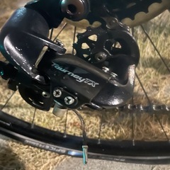 【美品・人気色】キャノンデール Quick クロスバイク（ディスクブレーキ仕様）Mサイズ相当　カスタムの画像