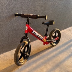 ストライダー　スポーツ　赤の画像
