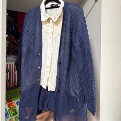 キャミソールインナー、半袖の羽織り、刺繍シャツ、メッシュアウターの4点をまとめて無料でお譲りします！の画像