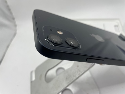 【美品】　Apple iPhone 12 64GB SIMフリー #mon298