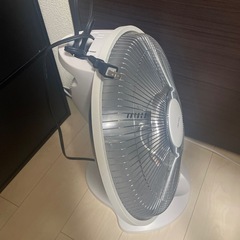 【お取引中】ハロゲンストーブの画像