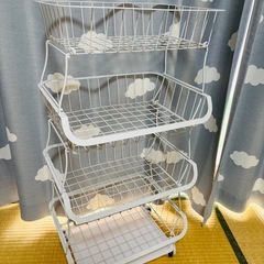 キッチンワゴン 4段 大容量 キャスター付き ホワイトの画像