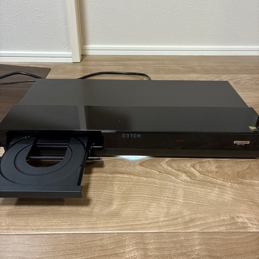 SONY BDZ-FT2000 ブルーレイ/DVDレコーダーと付属品