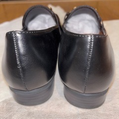 グレイルローファー２２.５㎝未使用の画像