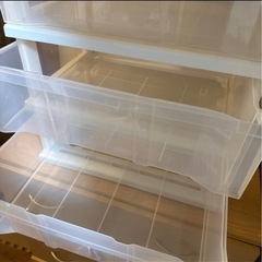 衣類タンスの画像