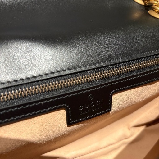 新品未使用 GUCCI グッチ GGマーモント キルティングショルダーバッグ 黒色 正規品 