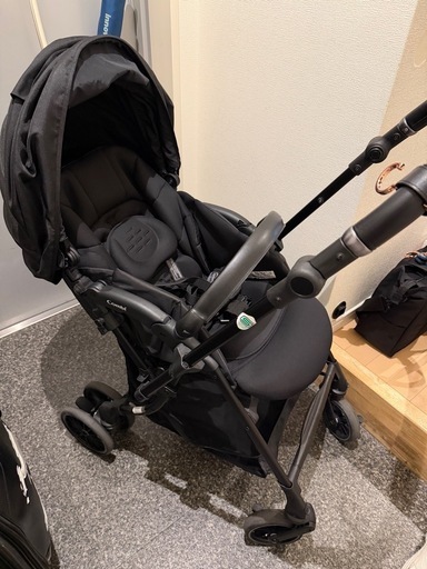 美品　combi ベビーカー スゴカル swich plus エッグショックab型 両対面式 新品レインカバー付き
