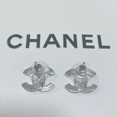 CHANEL シャネル　ピアス　ココマーク　シルバー　ミニ　正規品　新品未使用の画像