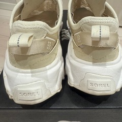 SORELスニーカー レディース23.5cmの画像