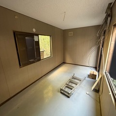 中古プレハブ　　塗装済みの画像