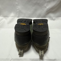 GARMONTスニーカーの画像