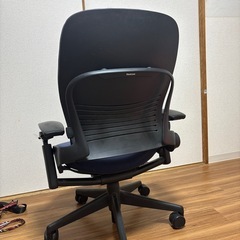 パソコンチェアの画像