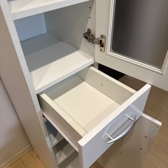 【決定】食器棚の画像