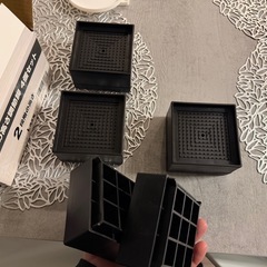 家具の高さ調節脚   の余り品の画像