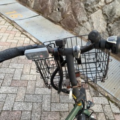電動自転車　カゴ、ライト、充電器付きの画像