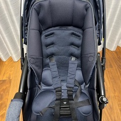 美品　Aprica ラクーナクッションフリー　ネイビー　付属品など　アップリカの画像