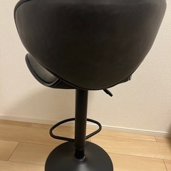カウンターチェア バーチェア ブラック 昇降式の画像