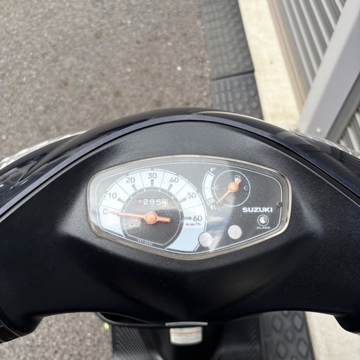 5426.定番人気　アドレスv50 シート新品　千葉県柏市　即日配送、自走引き取りも可能
