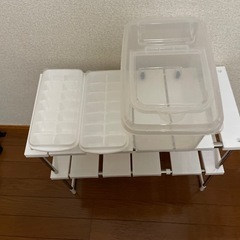 シンク下収納伸縮式の画像