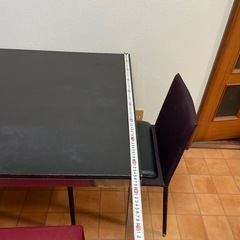 4人用ダイニングテーブル椅子の画像