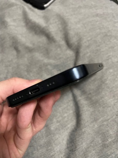 iPhone15pro 256g  バッテリー100%