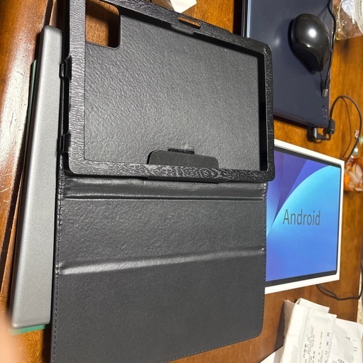10インチ、GPS内蔵、Androidタブレット