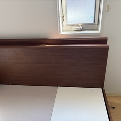 【70%OFF】NITORI　ダブルベッドフレーム　コンセント、サイド収納あり　ライトブラウンの画像