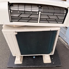 Panasonic エオリア 8畳用エアコン　2019年製の画像