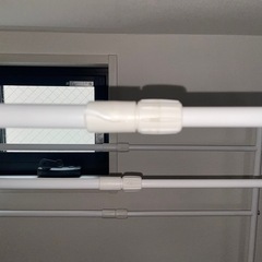 ニトリ 伸縮押入ハンガーラック （YB2c05）の画像