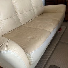 ソファーの画像