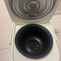 炊飯器の画像
