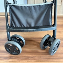 joie ジョーイ スマバギ ベビーカー 両対面式の画像