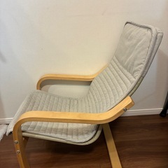 IKEA ポエングの画像