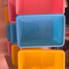 おもちゃボックス3段の画像