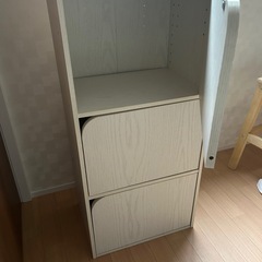 3段ボックス（扉付き）の画像