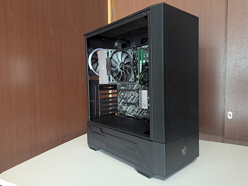 【i7-9700K / RAM 16GB / 750W大容量電源】自作PCベース