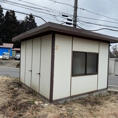 プレハブ小屋　　八畳の画像
