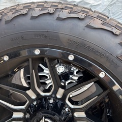 XF OFFROAD XF222  139.7 20インチの画像