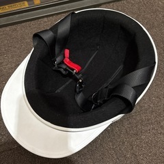白つば半キャップ
の画像