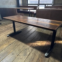 テーブルの画像