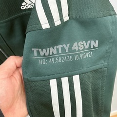 【決定】アディダス　メンズ　ジャージ　上着　サイズL グリーンの画像
