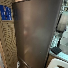 【3/20-3/22お受取り可能な方】Panasonic 冷蔵庫 NR-B178Wの画像