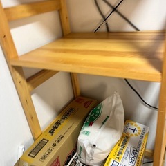 キッチンまたはランドリー収納の画像