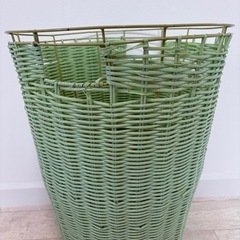 ラタン風　バスケットの画像