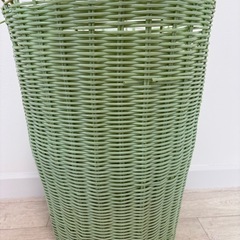 ラタン風　バスケットの画像