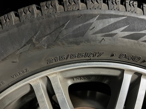 スタッドレスタイヤ 215/55R17 アルミホイール付き 4本セット「3/30までに処分予定」