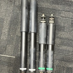 ハイエース　リーフ　ショック
の画像