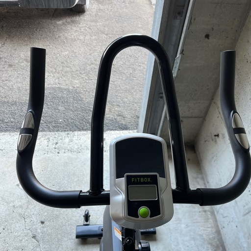 第3世代フィットネスバイク FITBOX スピンバイクFBX-002B-01  液晶モニター付きモデル