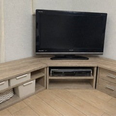 LOWYAテレビボードの画像